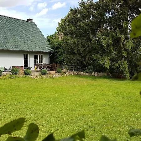 بيت للعطل Haus Himmelgrau Mit Eigenem Garten بوتبوس