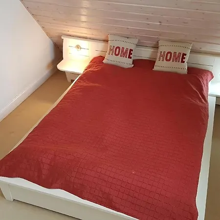 Haus Himmelgrau Mit Eigenem Garten بيت للعطل